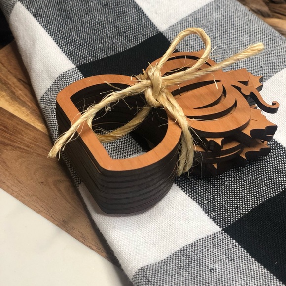 Fall Wood Napkin Rings - Picture 8 of 11